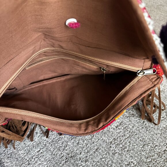 Boho/Hippie Clutch with fringe - Picture 3 of 4